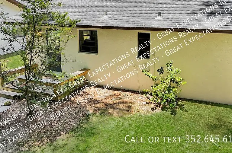 3381 NE 56th Ave — Photo 22