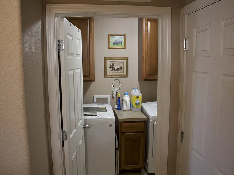 1364 Diamond Rim Dr — Photo 28