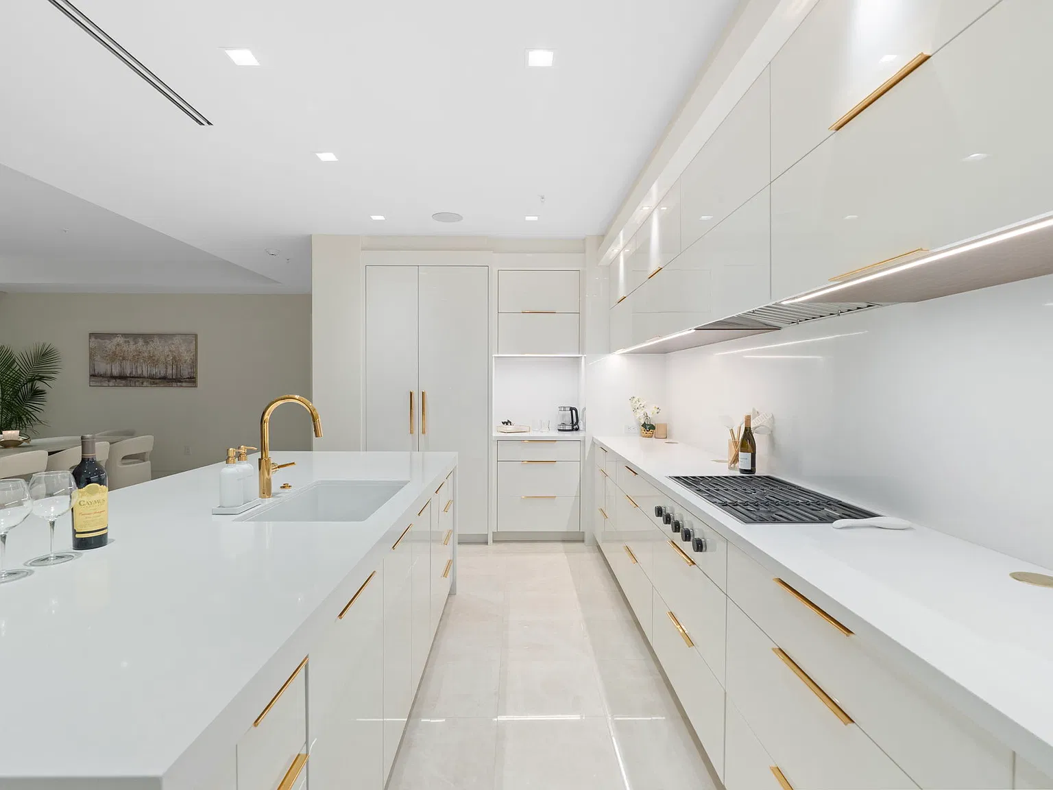 2 bed, 2.5 bath, 1772 sqft, $17,000 — Photo 3