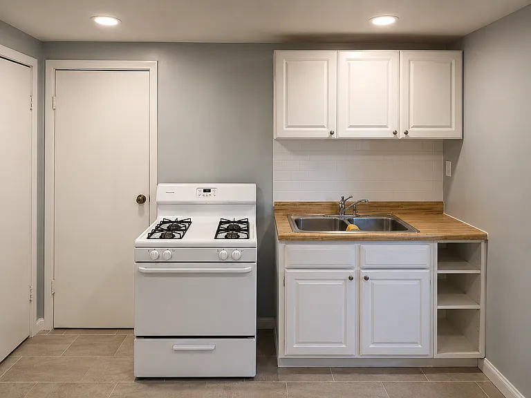 4052 Hillside Ave — Photo 4