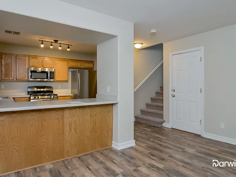 6044 Aripeka St — Photo 5
