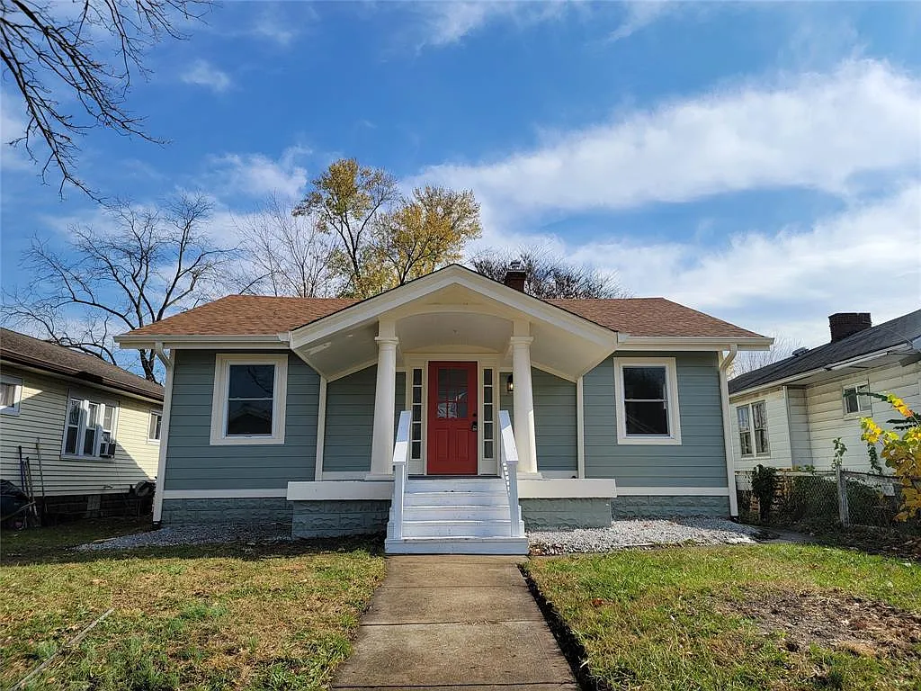 833 N Denny St photo 1