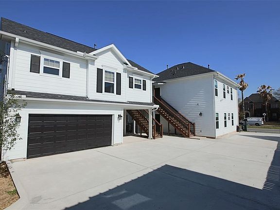 2nd image of 2610 Southmore Blvd Unit A
