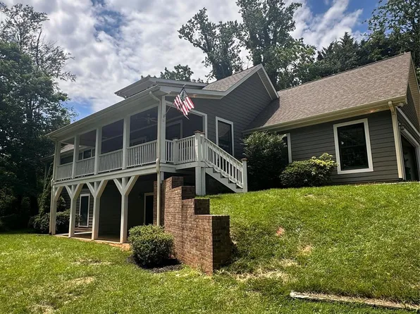 11 Jupiter Hills Dr, Weaverville, NC 28787