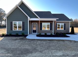 963 Micro Rd, Selma, NC 27576