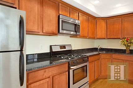 2nd image of 150 E 151st St APT 3R