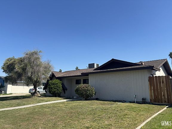 3rd image of 2608 Hallisey St
