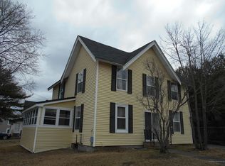 28 Bosworth St, Old Town, ME 04468