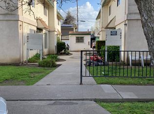444 Eden St APT 8, Lodi, CA 95240