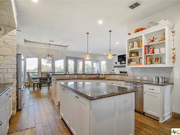 5th image of 1420 Decanter Dr