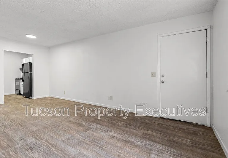 319 E Mohave Rd #206 — Photo 5