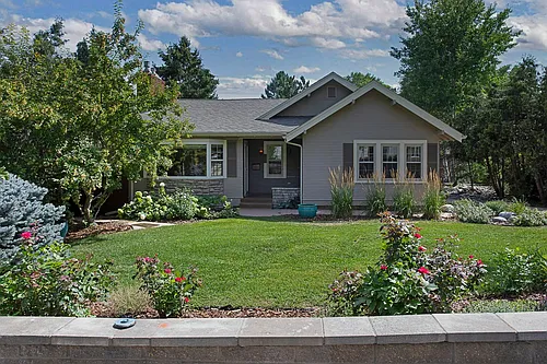916 Poly Dr Photo 1
