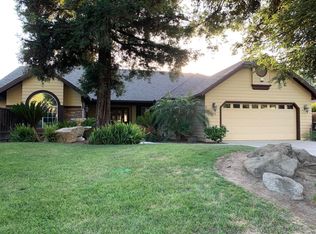 5628 W Walnut Ave, Visalia, CA 93277