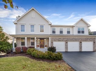830 Barclay Dr, Bolingbrook, IL 60440