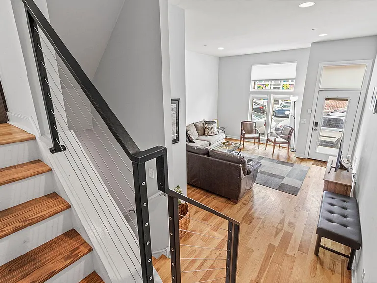 418 Fairmount Ave — Photo 6
