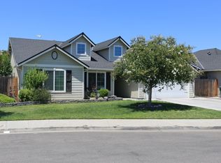 6526 E Townsend Ave, Fresno, CA 93727