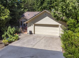 95 SW Cormorant, Depoe Bay, OR 97341