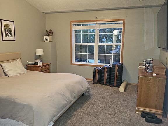 4th image of 10631 171st Ave NW