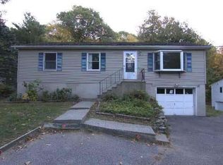 140 Kent Shore Dr, Carmel, NY