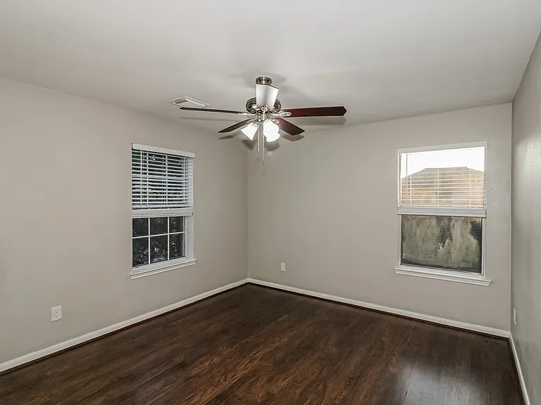 16102 Dawn Marie Ln — Photo 15