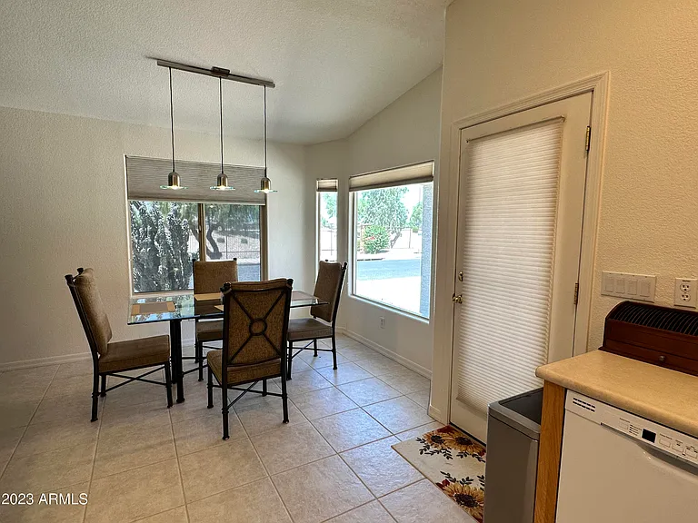3352 E Cherry Hills Pl — Photo 9