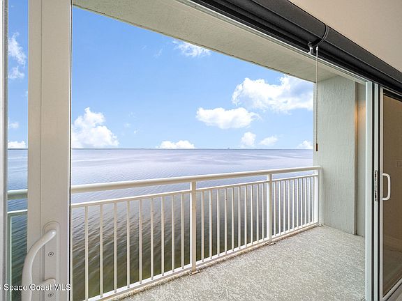 5th image of 1825 Riverside Dr #507