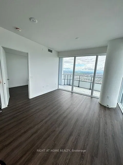 2 bed, $2,900 — Photo 4