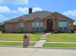 420 Gene Autry Ln, Murphy, TX 75094