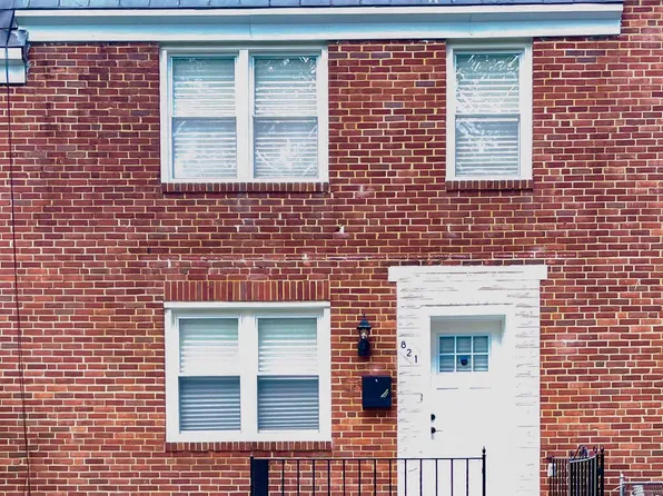 821 Wicklow Rd, Baltimore, MD 21229