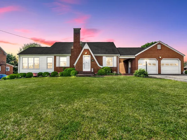 430 Pell Ave, Rocky Mount, VA 24151