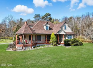 223 Rainbow Rd, Lakewood, PA 18439