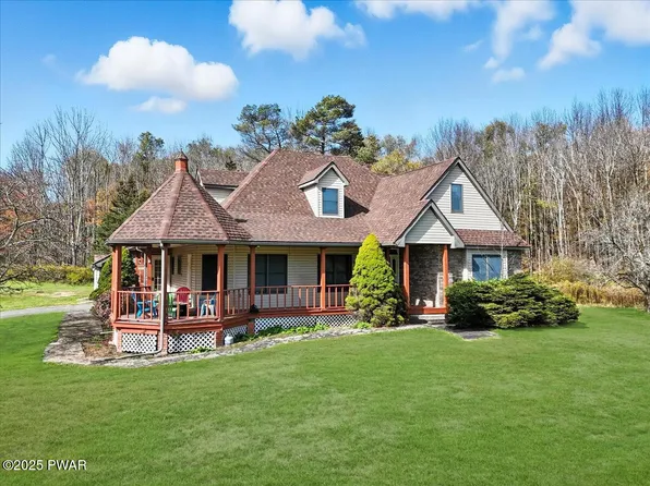 223 Rainbow Rd, Lakewood, PA 18439