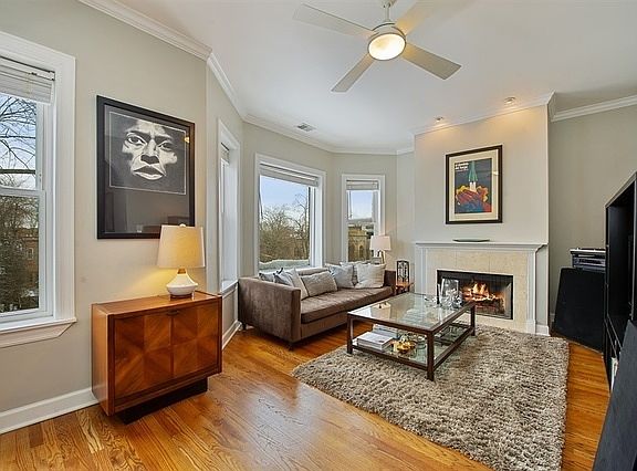 3rd image of 3257 W Palmer St APT 3A