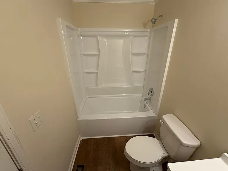 200 Beverly Park Ct — Photo 4