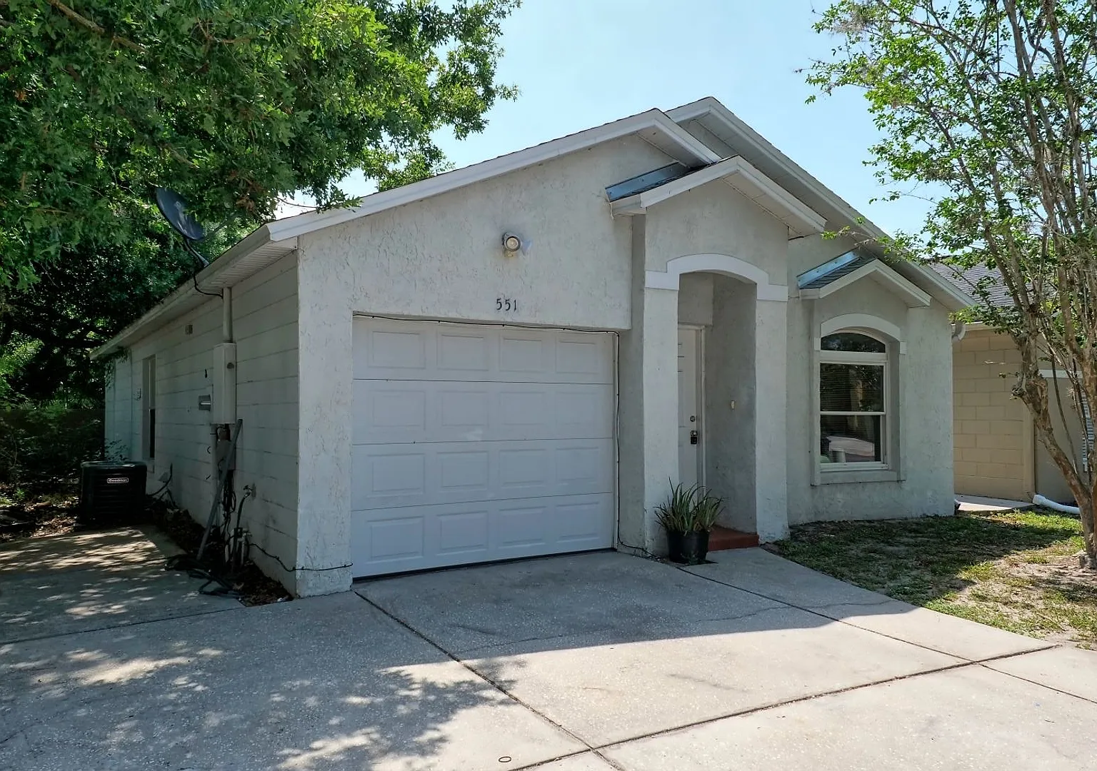 Spacious 3 Bedroom 2 Bath home with 1 car garage available now in Altamonte Springs! $100 off fir... — Photo 2