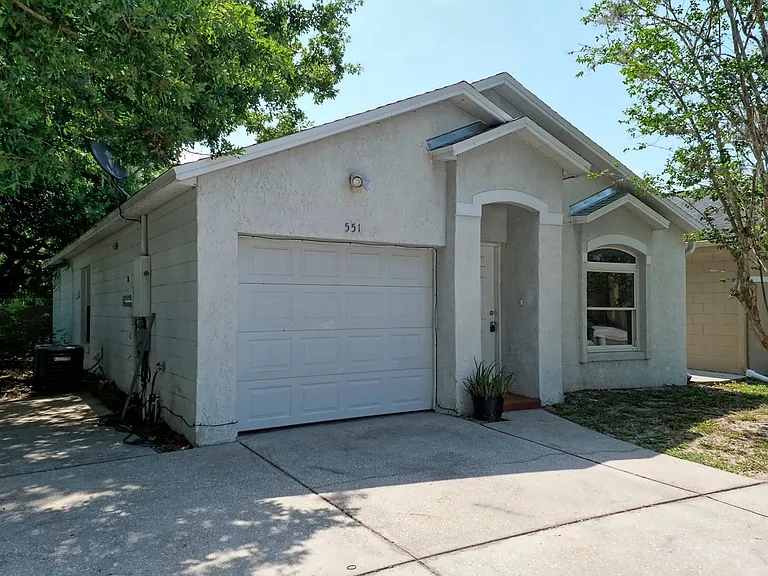551 Carambola Ave — Photo 2