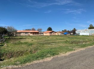 17367 E Meadow Ln, Mayer, AZ 86333