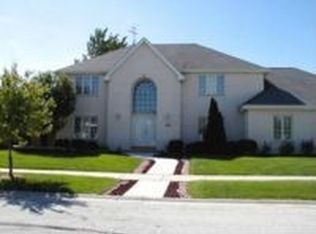 7913 Braeloch Ct, Orland Park, IL