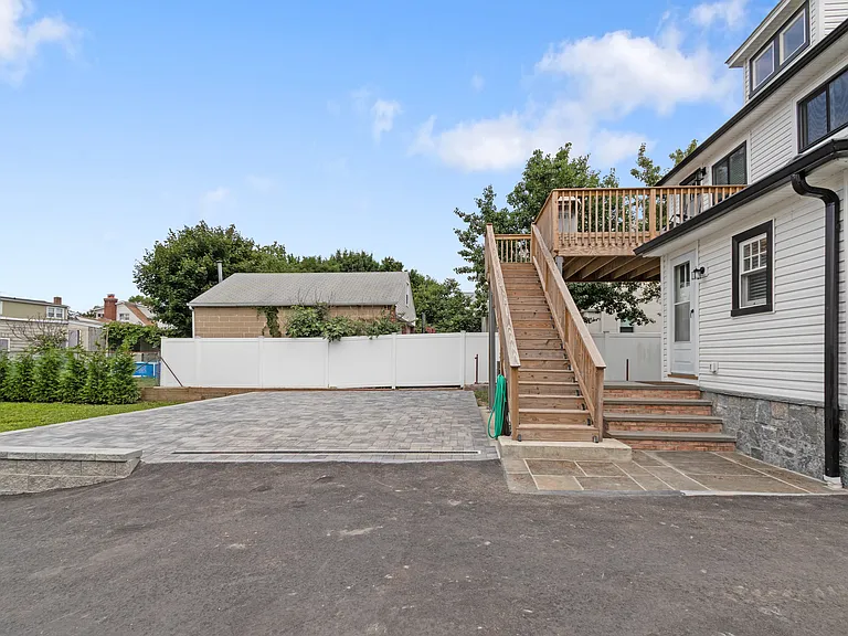 38 Smith St #1 — Photo 12