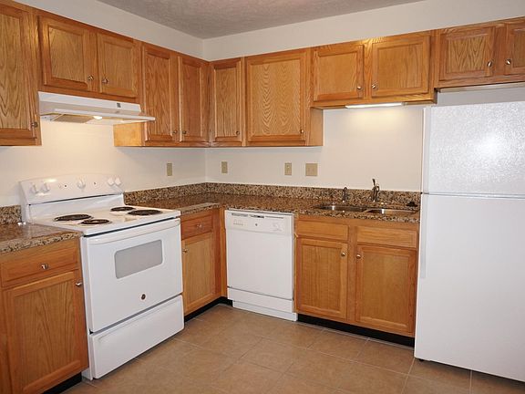 3rd image of 850 Chestnut St #6