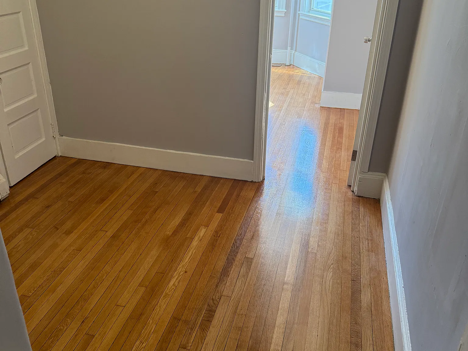 2 bed, 1000 sqft, $2,500 — Photo 4