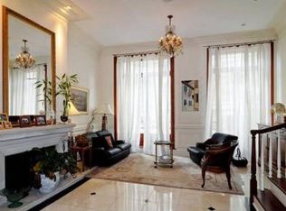 67 W Schiller St, Chicago, IL