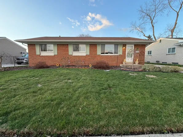 38386 Maes St, Westland, MI 48186