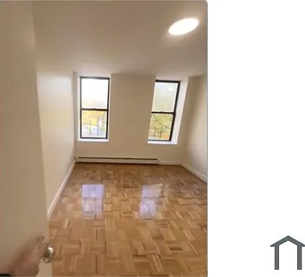 2230 Strauss St — Photo 2