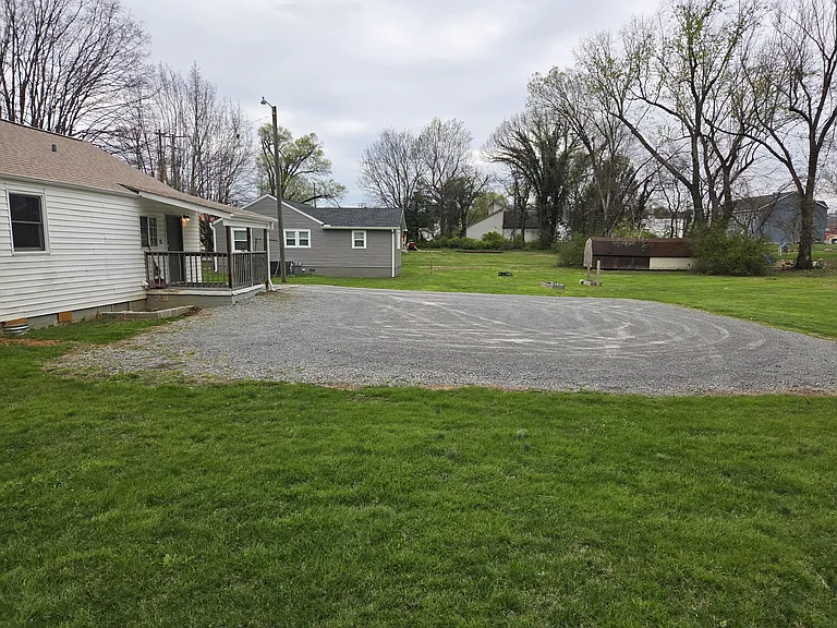 5112 Schubert Rd — Photo 12
