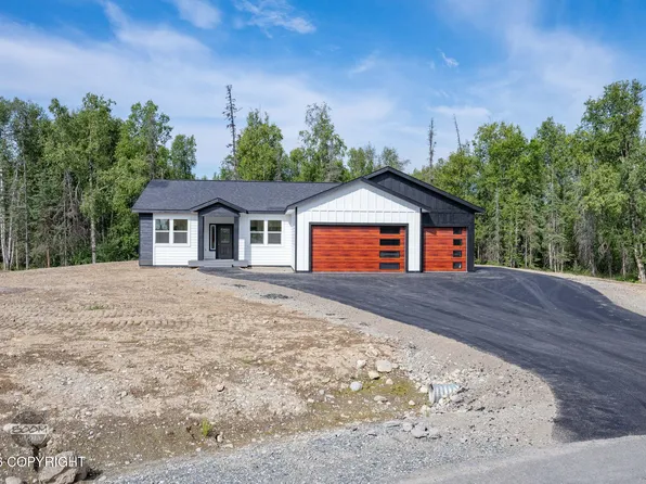 9347 W Palermo Cir, Wasilla, AK 99623