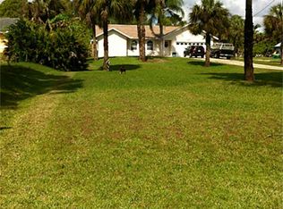 1161 9th St SW, Naples, FL 34117