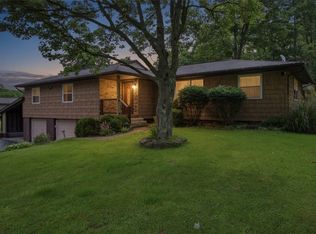 10 Braddock Dr, Ohiopyle, PA 15470