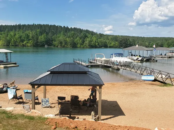 1268C Mooring Line Dr, Seneca, SC 29672