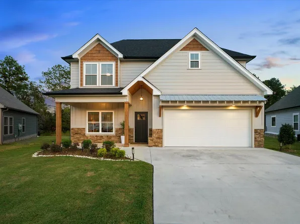 57 Country Cove Dr, Rossville, GA 30741